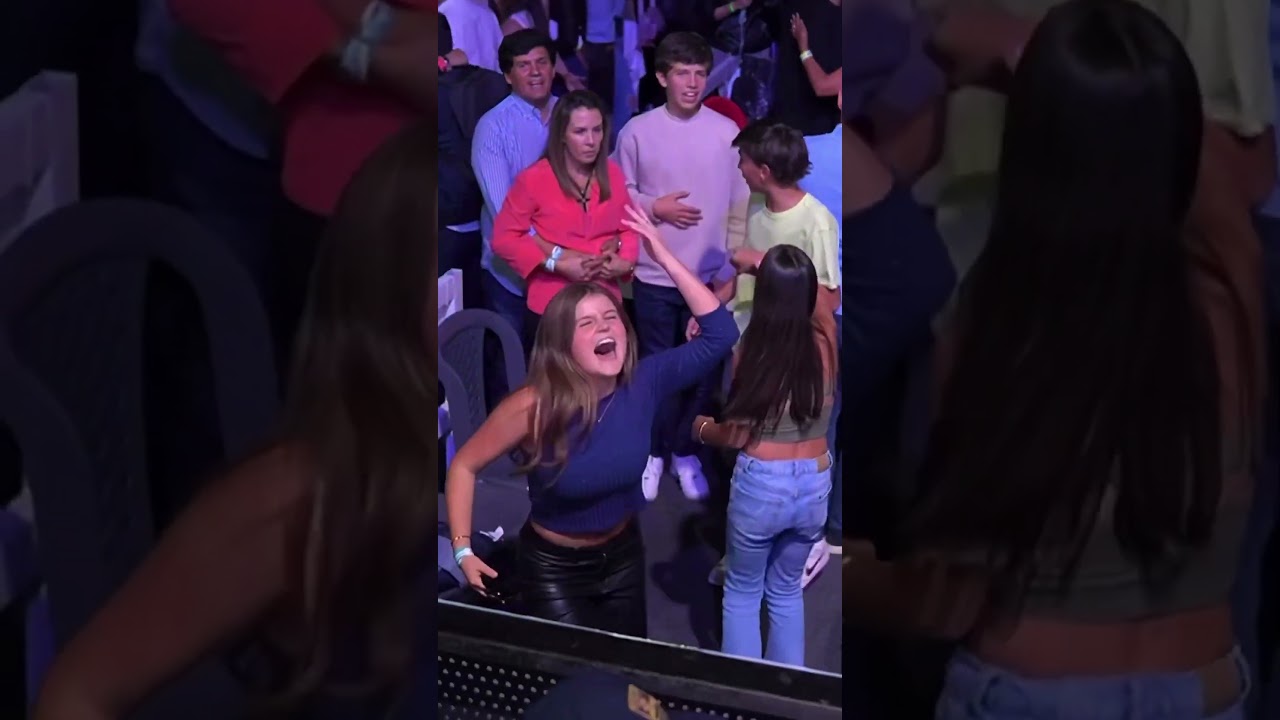 🤗🙏🏼🙌🏼.Si alguien la conoce, díganle que es hermosa y que hizo mi concierto más especial🙌🏼🥰