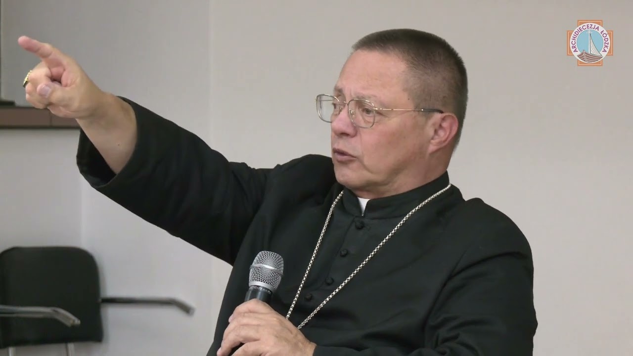 Kard. Ryś o Synodzie na Uniwersytecie Trzeciego Wieku | Łódź 2023