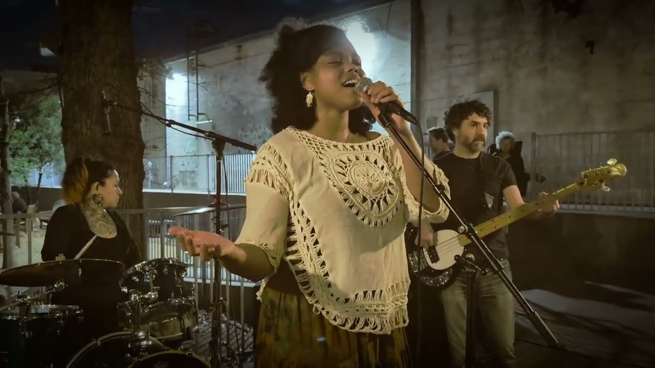 Locked Out of Paradise, The Aname' Rose Band, Central Market North