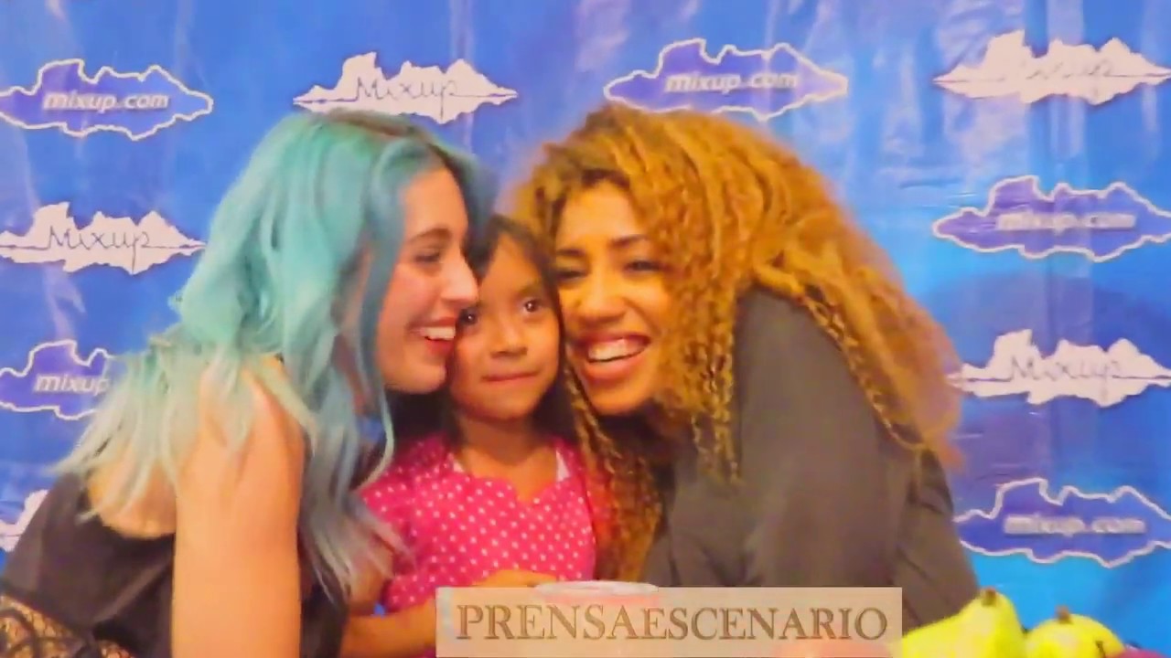 SWEET CALIFORNIA - FIRMA DE AUTOGRAFOS - PARTE 2 - PLAZA LORETO - MEXICO