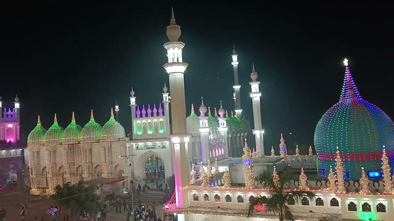 Al Jamia tul Ashrafia Mubarak pur Azamgarh Uttar Pradesh