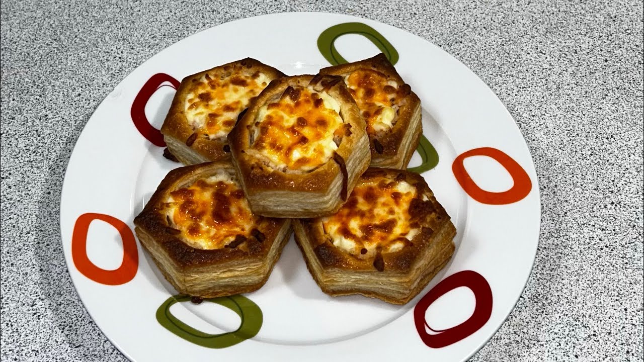 Pastry Shells Filled With Shrimps And cheese to Accompany Your Soups