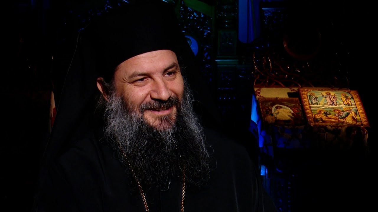 „Oamenii sunt nefericiți pentru că s-au depărtat de Dumnezeu”