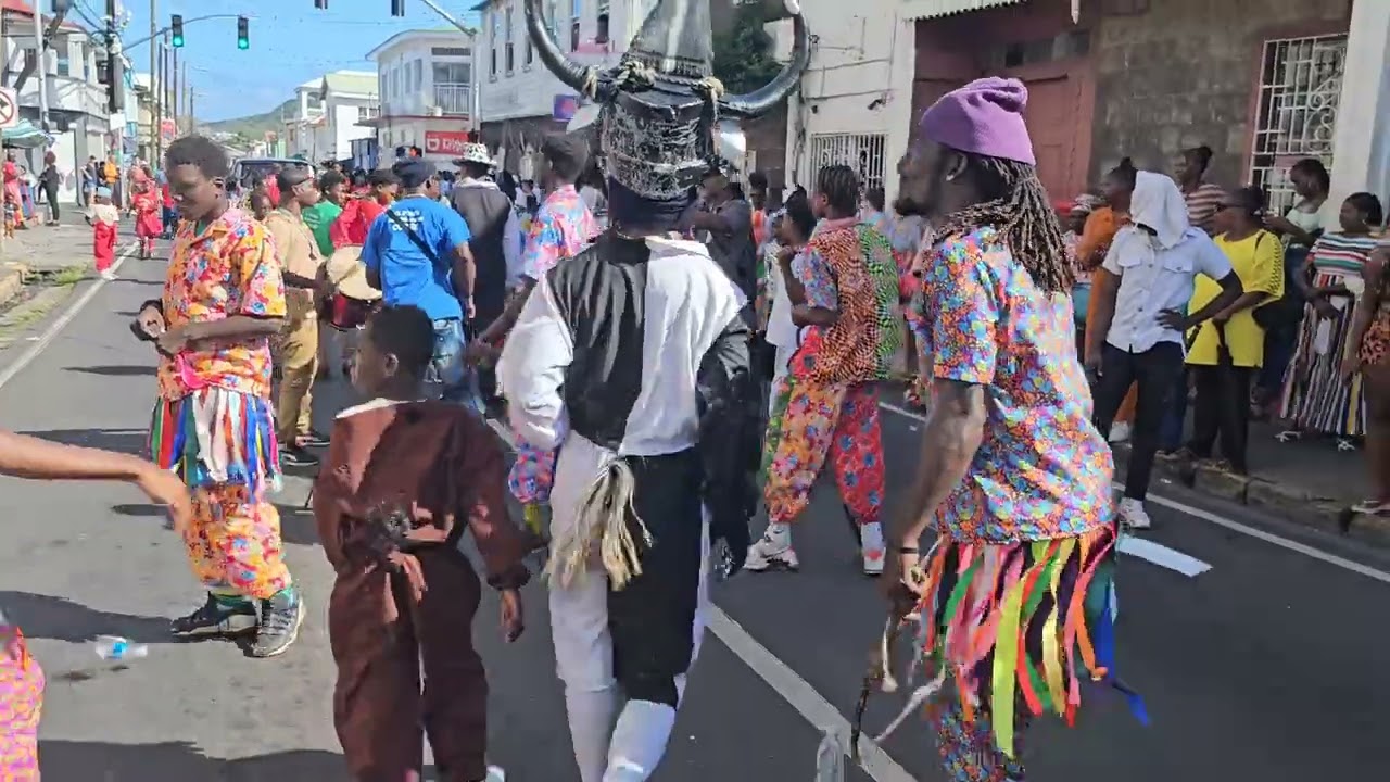 Grand Parade Highlights Monkeyhill Bull, Actors, Skn Bull, Mansion Bull, Cowboys & Indians Etc