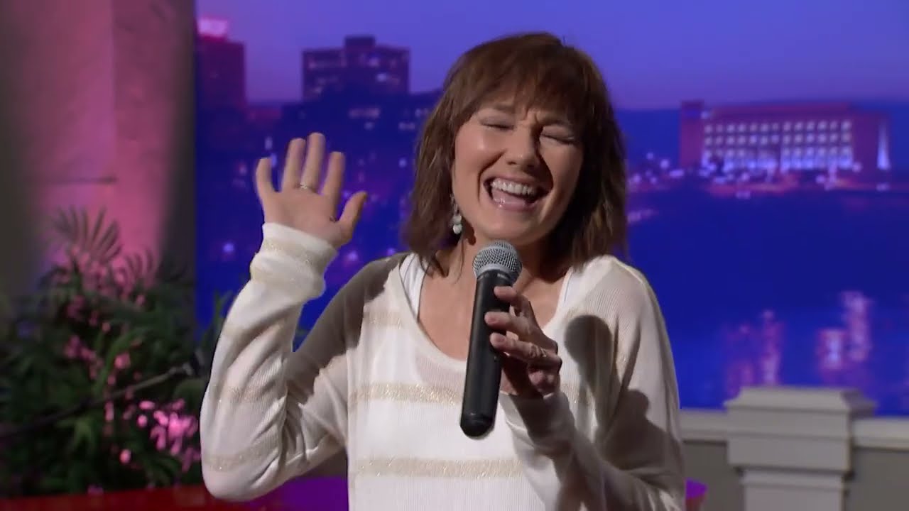 Lari White - 