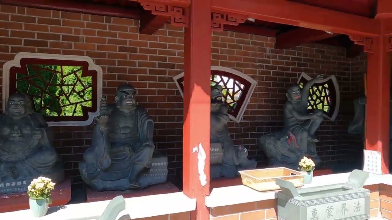Beautiful Chinese Buddhist Temple in Vancouver