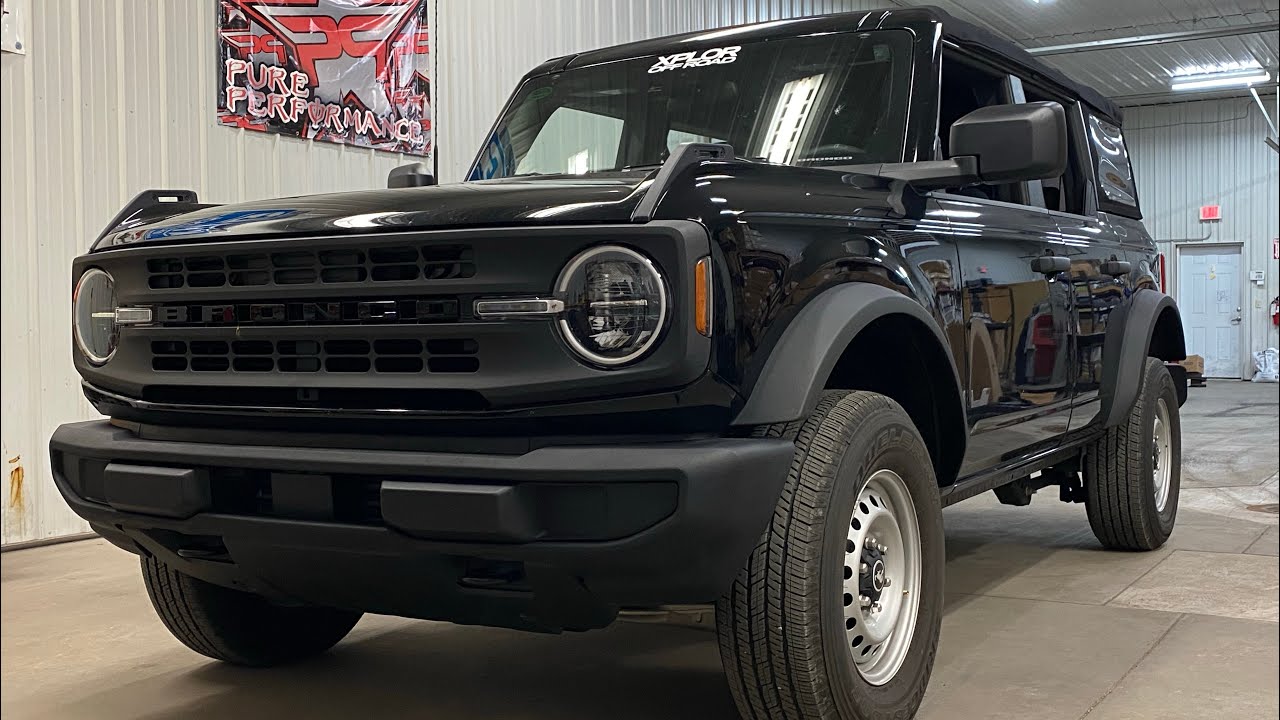 Превращаем эту базовую модель Bronco во что-то крутейшее!