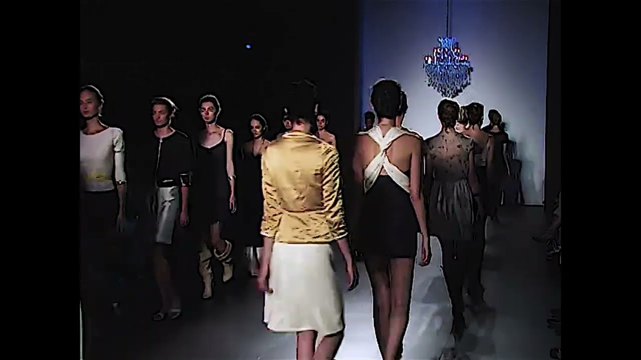 SEPTEMBER 10, 2005, MATTHEW EARNEST RUNWAY FASHION SHOW AT NEW YORK FASHION WEEK