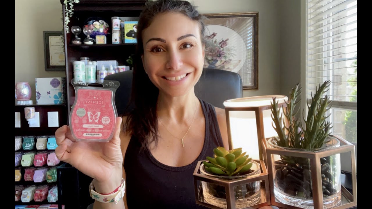 Scentsy July 2022 Warmer & Scent of the Month