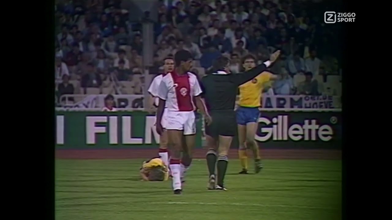 Ajax - Lokomotive Leipzig CWC F 1987