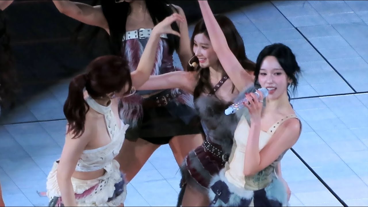 260122-24 TWICE 트와이스 'ONE SPARK' fancam 직캠