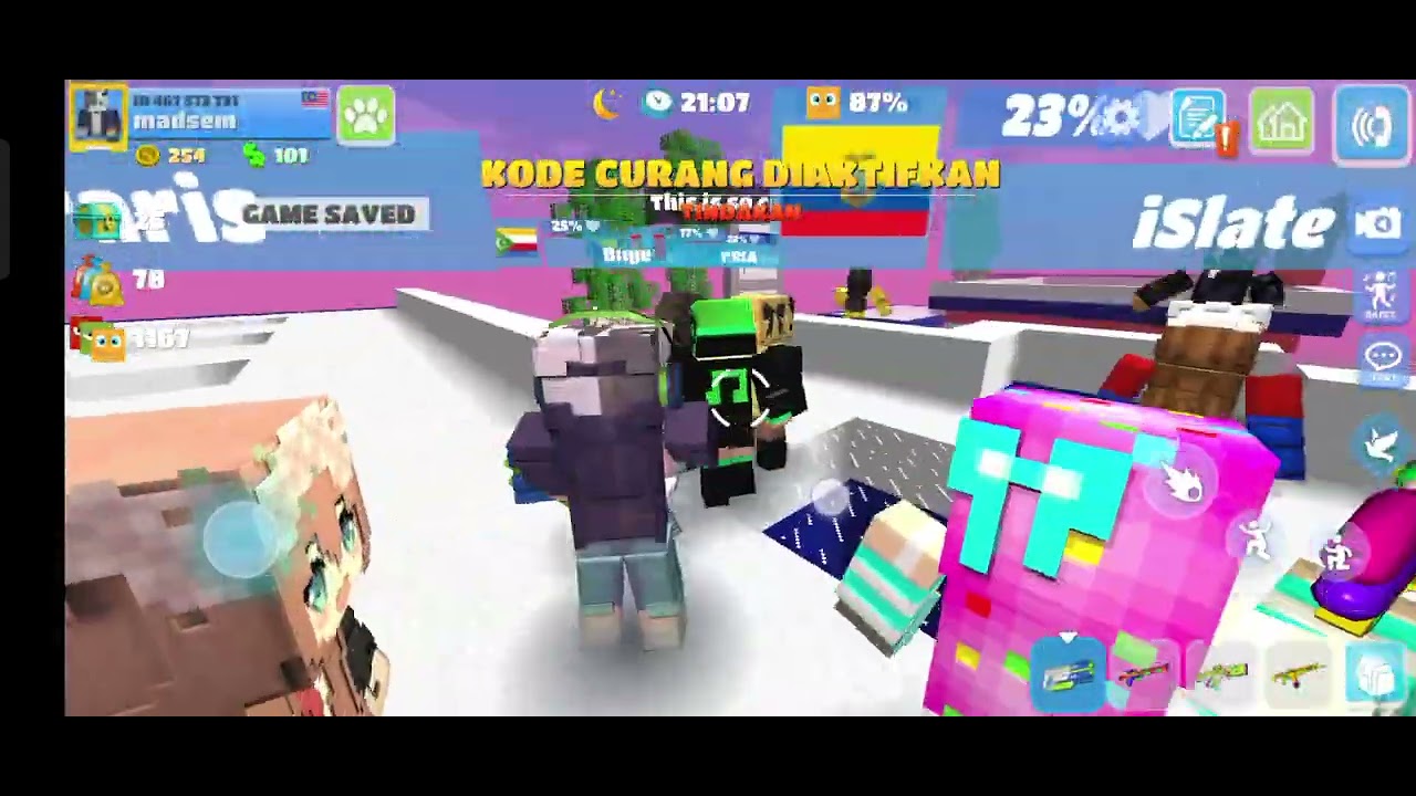 Aku perang dengan musuh dari update Halloween 