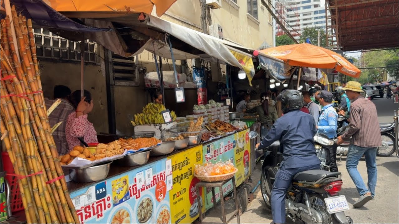 ផ្សារបឹងកេងកងសំបូររបស់ញំ/ Boeung Keng Kong Market in Phnom Penh City, Cambodia 