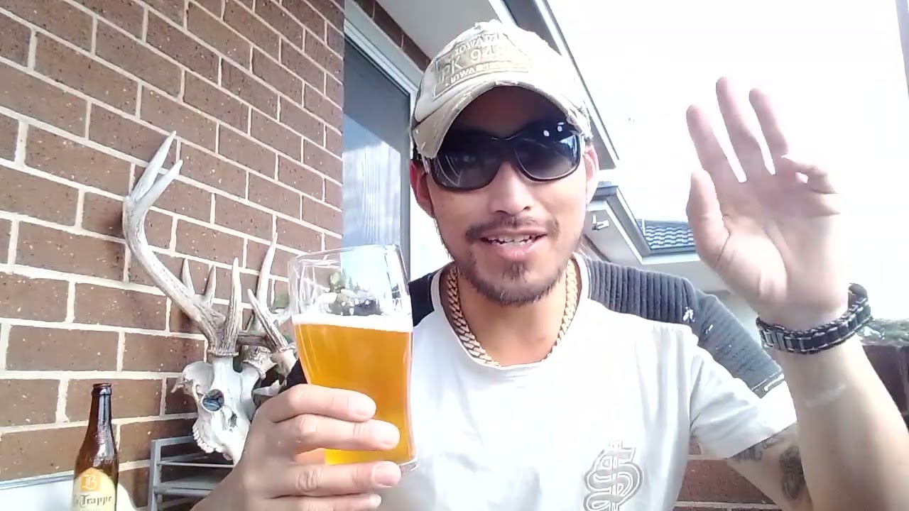 Trying My First Dutch Beer 🍺 La Trappe - Blond 6.5%ABV (Craftbeer Review #58)