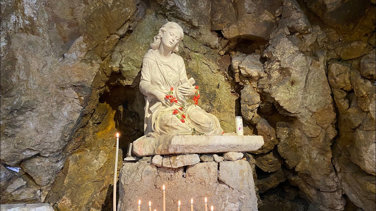 Voyage énergétique à la ✨grotte de la Ste Baume✨ dédiée à Marie Madeleine 😇🌄 —- Juin 2024