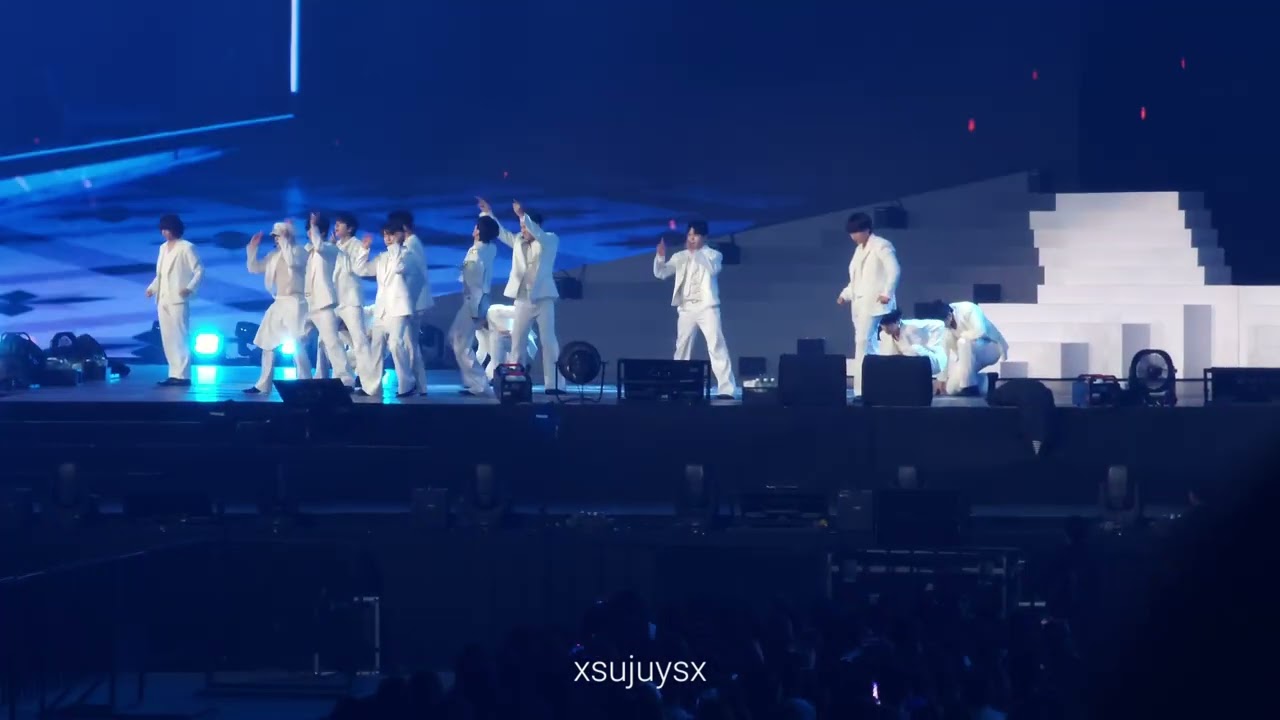 Super Junior - SS10 in Taipei 16.11.2025 -  Black Suit