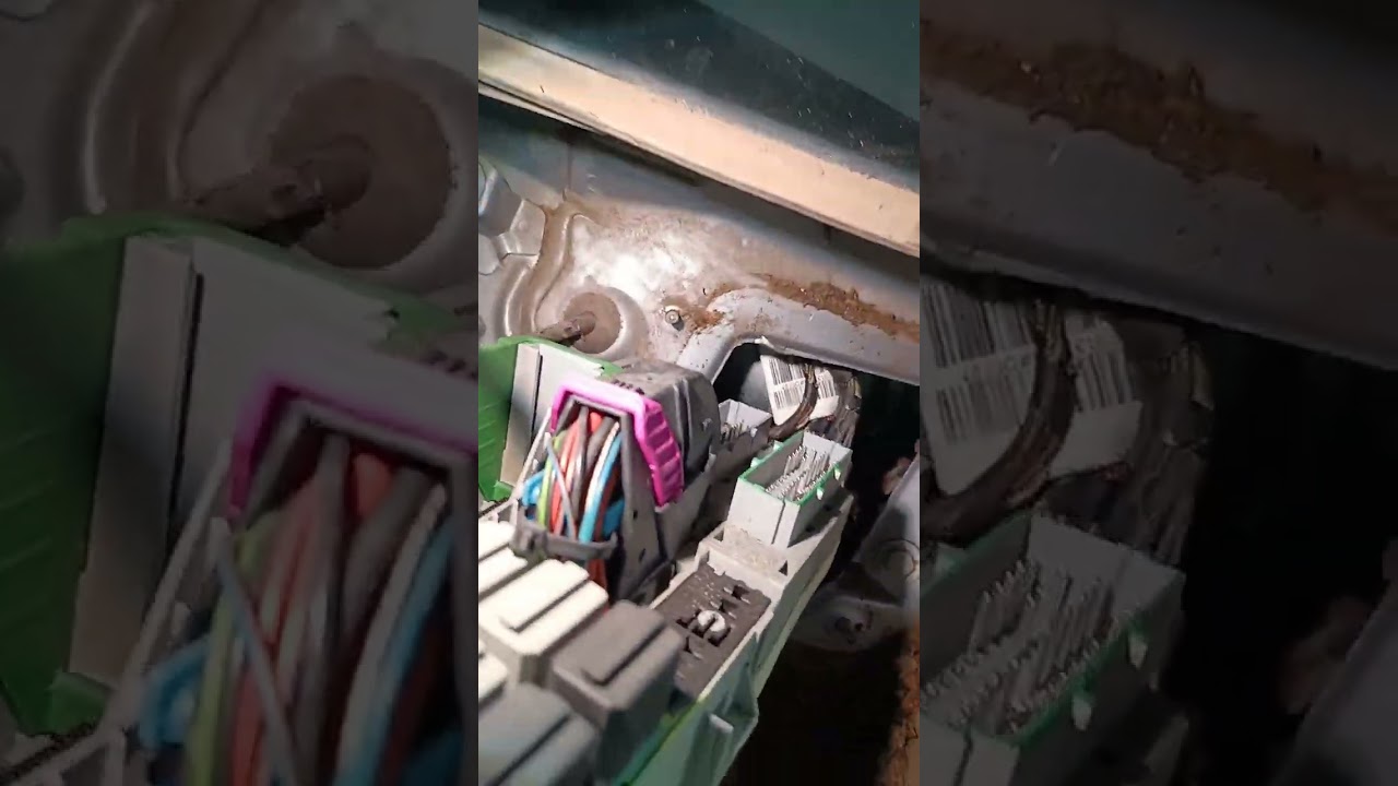 Opel Corsa C voda u autu ❗