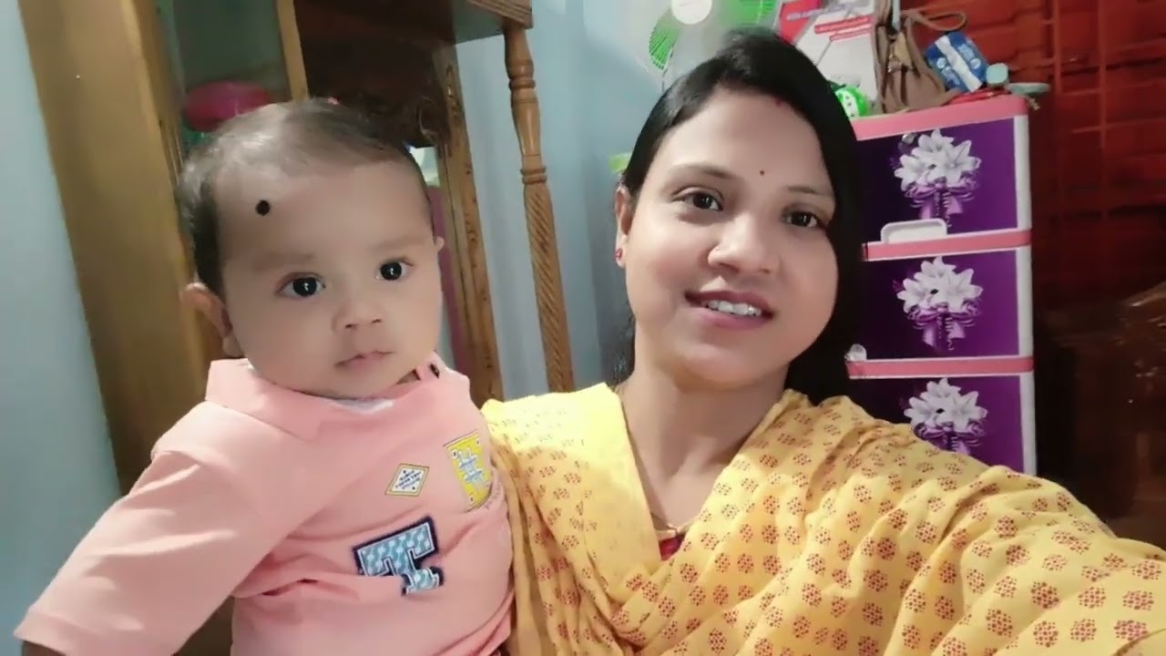 মা ছেলে কোথায় যাচ্ছি?