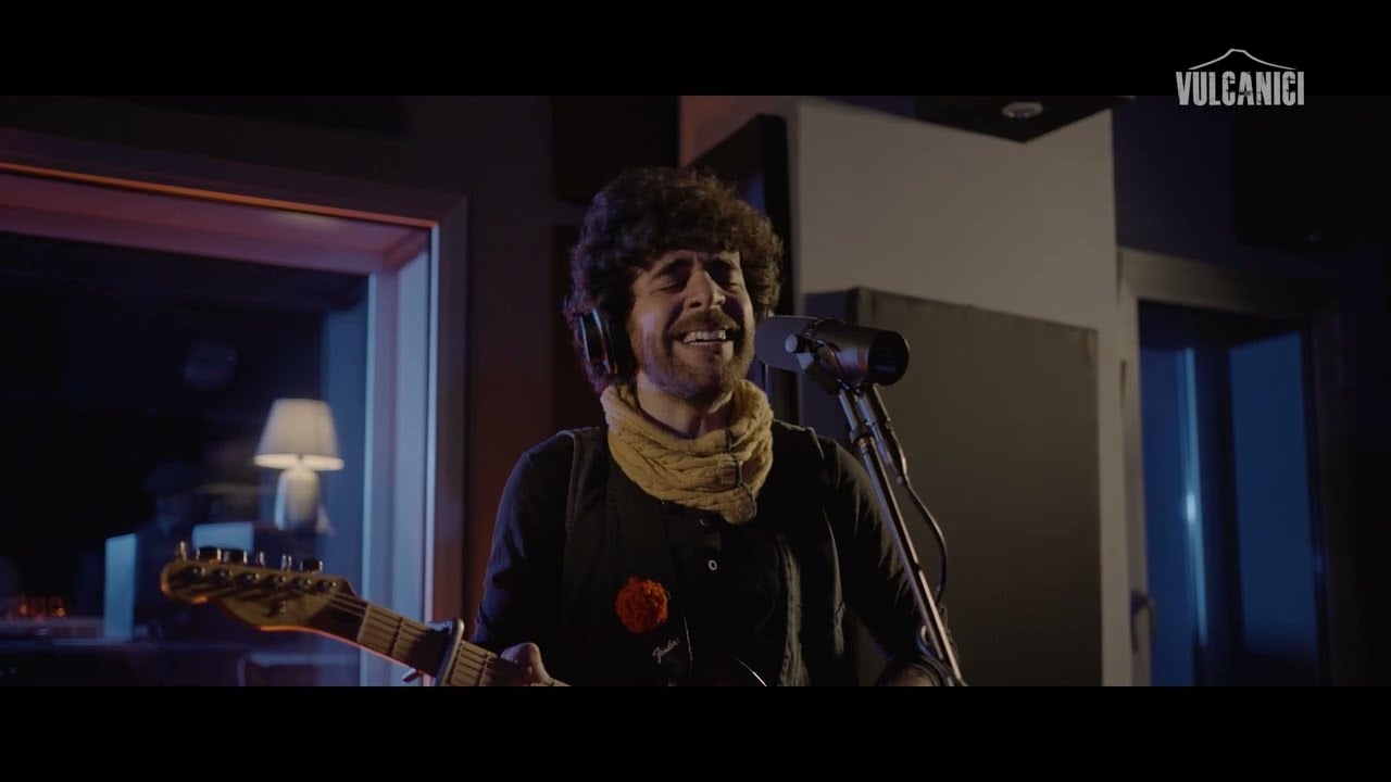 La Maschera - Conosci Thomas? (Live Session Vulcanici) di R.Colella · M. De Vita