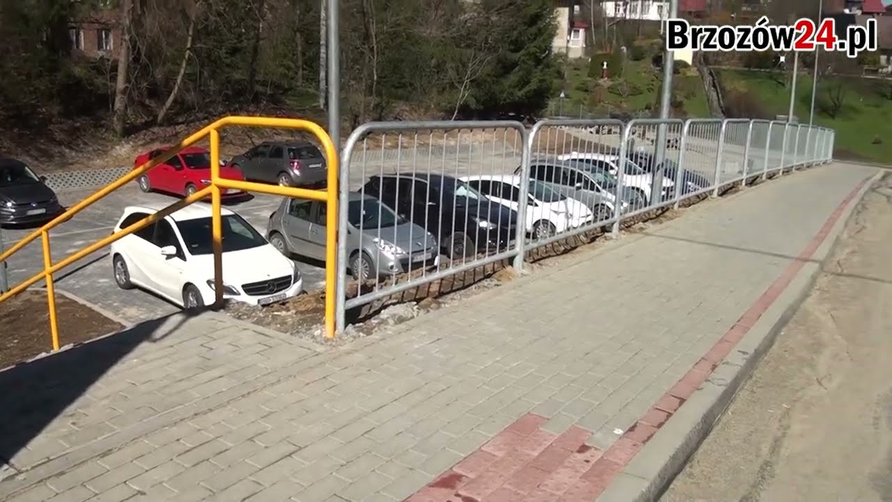 BRZOZÓW. Harcerska przebudowana! Nowa droga, chodniki, parking