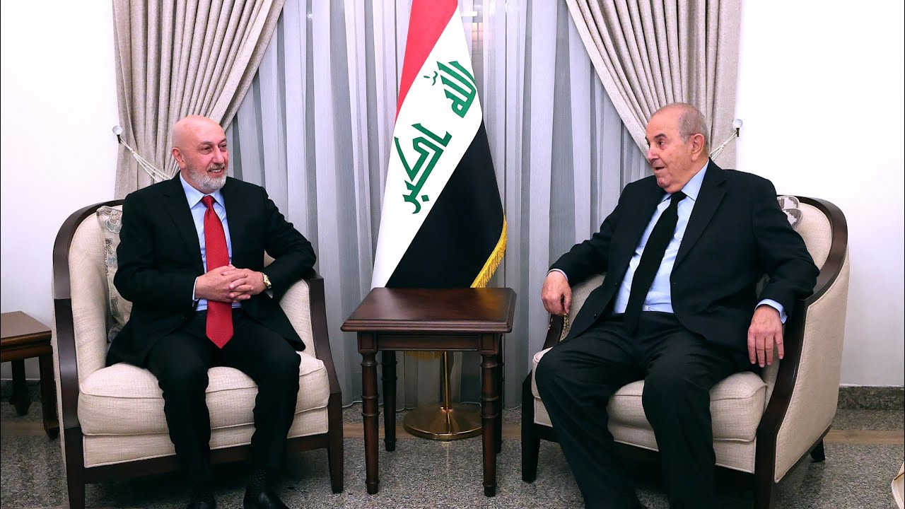 رئيس الجمهورية يلتقي الدكتور إياد علاوي