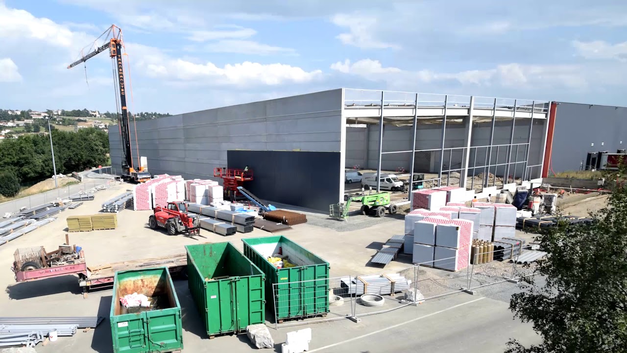 Construction d'une extension d'un entrep&ocirc;t logistique Easydis Saint-Bonnet-Les-Oules (42)