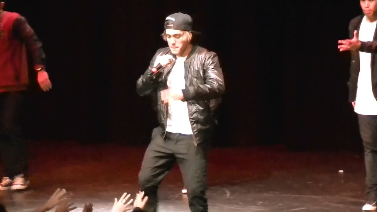 Justice Crew performing Come Closer at Nowra 9/9/12