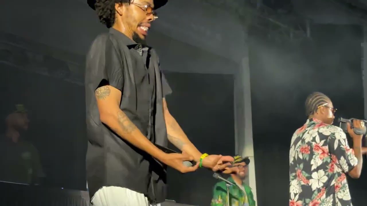 MAVI & Earl Sweatshirt - Landgrab (Live at the Miami Beach Bandshell in Miami on 11/25/2025)
