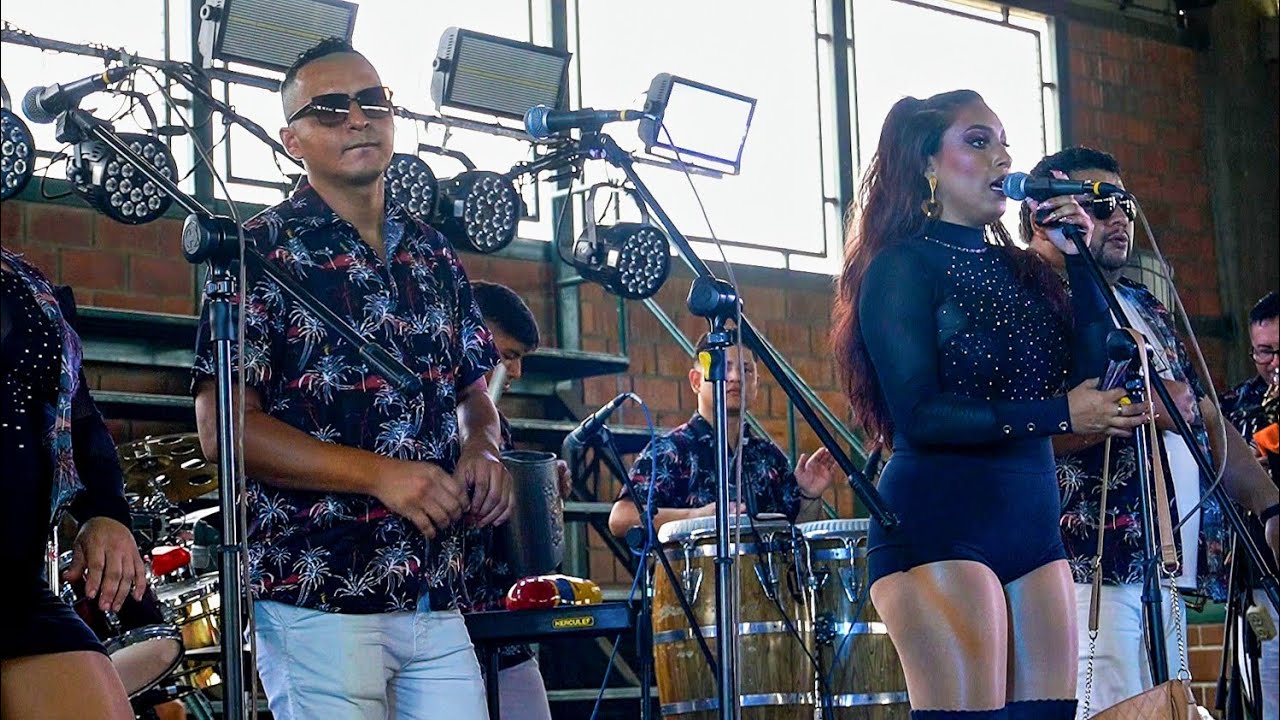 Mix Tu Ausencia - La Formula 2000 En vivo