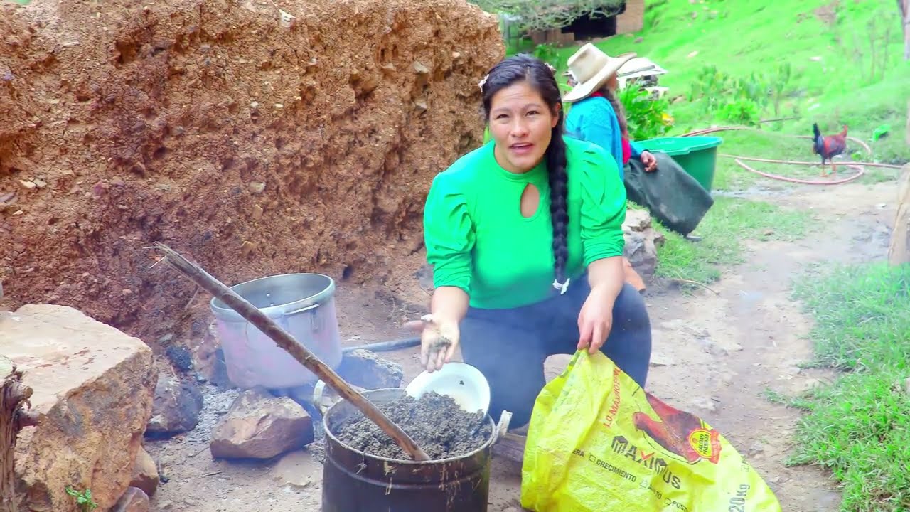 Hoy preparé una rica comida para la minga de cutipo de maiz en familia