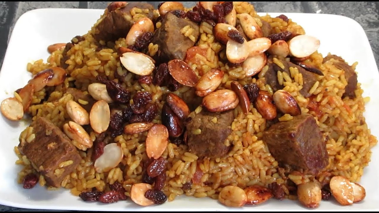 جربوا الرز باللحم ببهارات الكبسه ولن تندموا ابدا