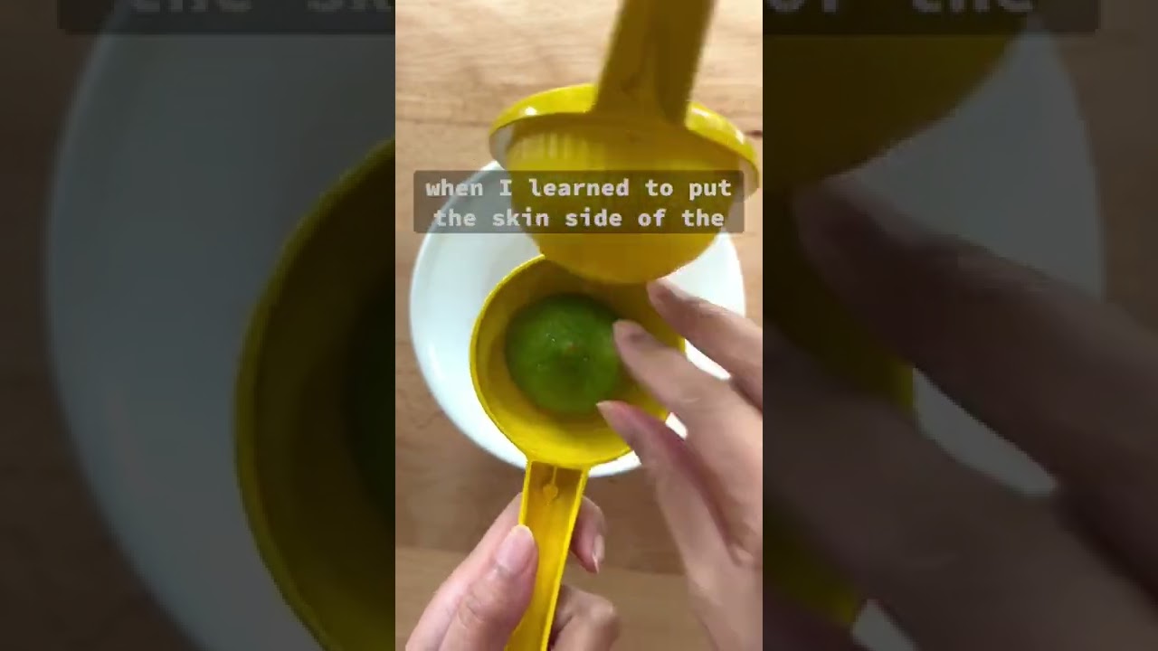 I learned how to use a citrus press! 😂🤦🏻&zwj;♀️