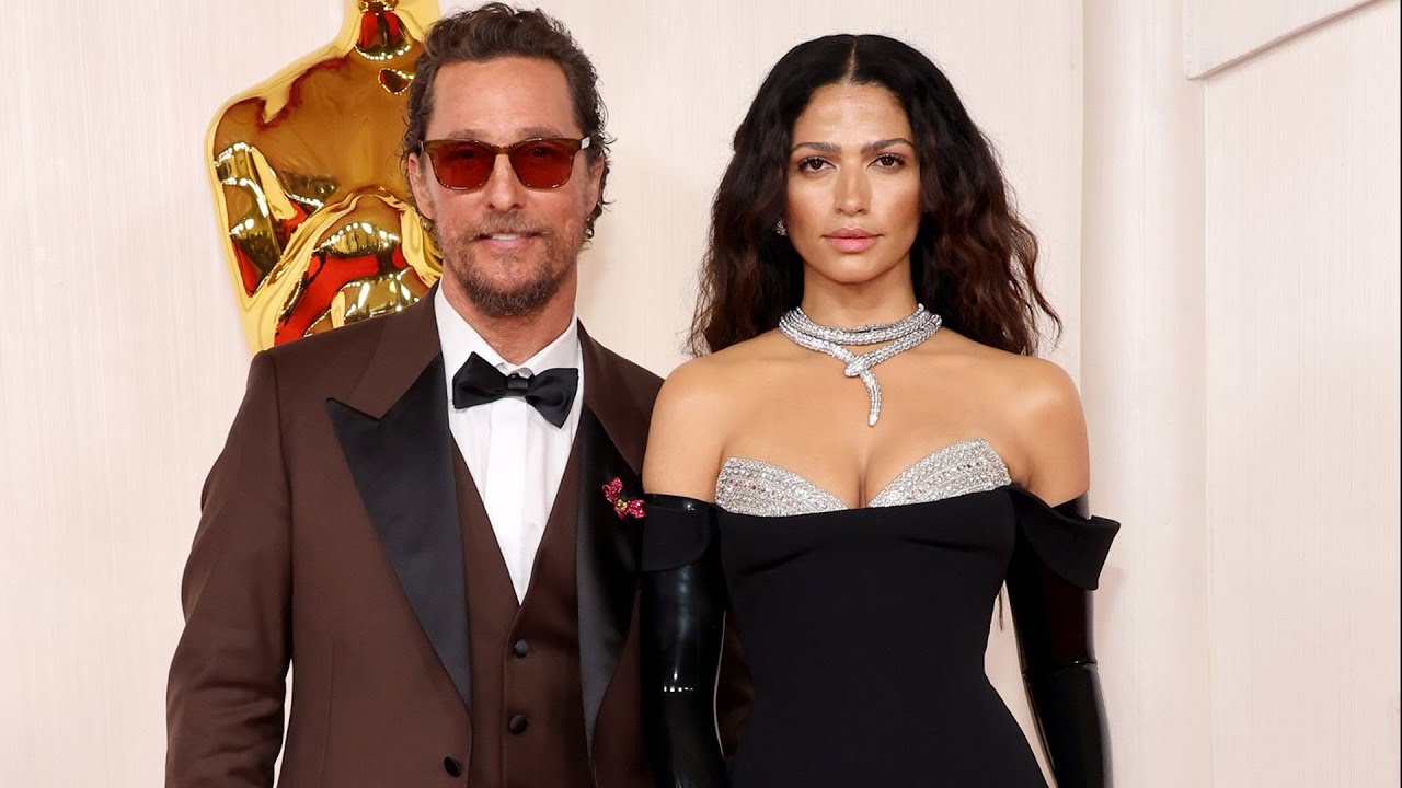 Matthew McConaughey with his hu... Wife