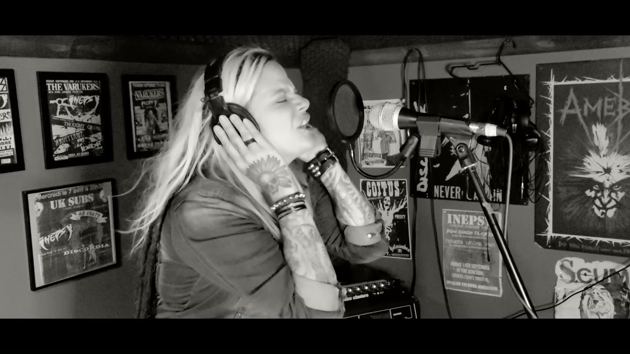 Fractured - In God's Name ( pils sessions #03 )