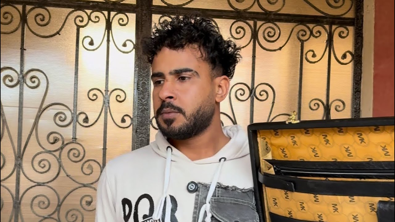 فرد امن فطر في رمضان مقابل مبلغ مالي 😱