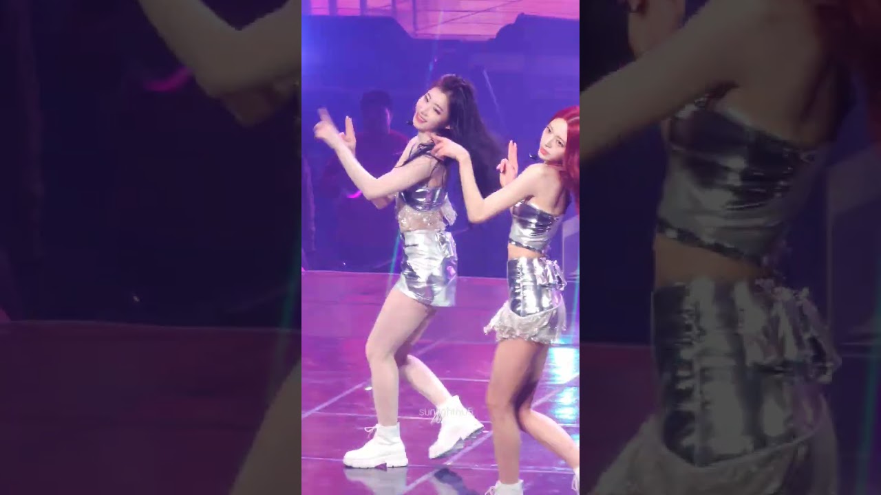 240225 ITZY BORN TO BE CONCERT IN SEOUL - CAKE #채령 Fancam