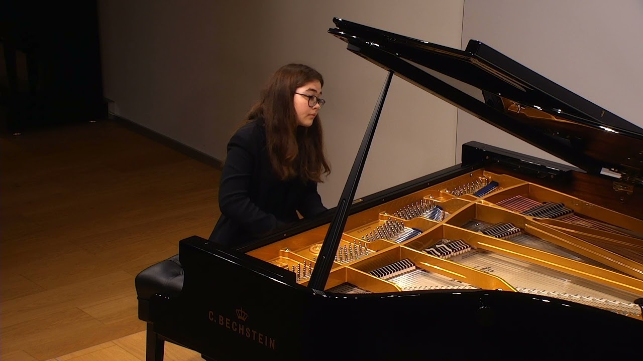 César Franck: Prélude, Choral et Fugue played by Alexandra Stychkina, piano