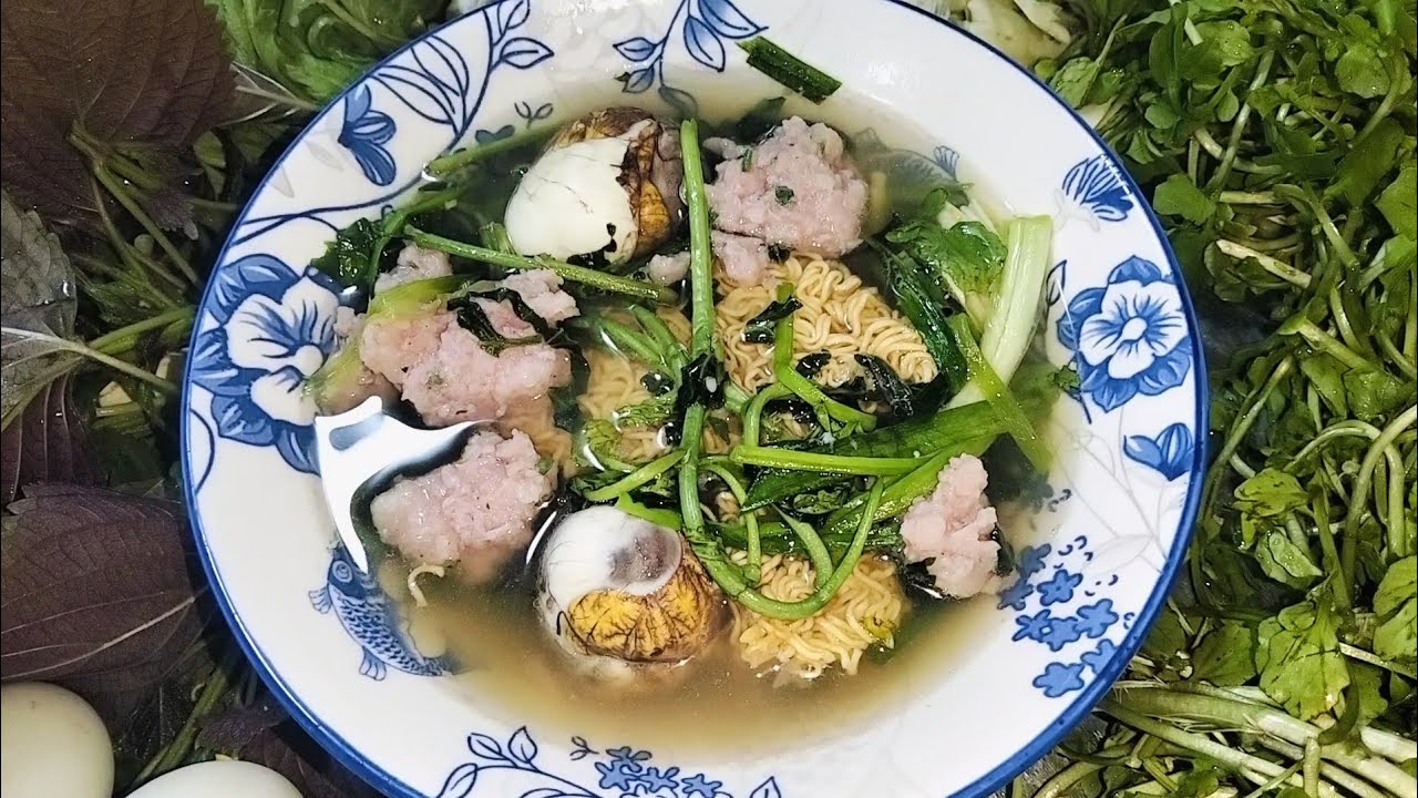 Trời Mưa Nấu Nồi Lẩu Hột Vịt Lộn Ăn Rất Ngon #buacomquenha 