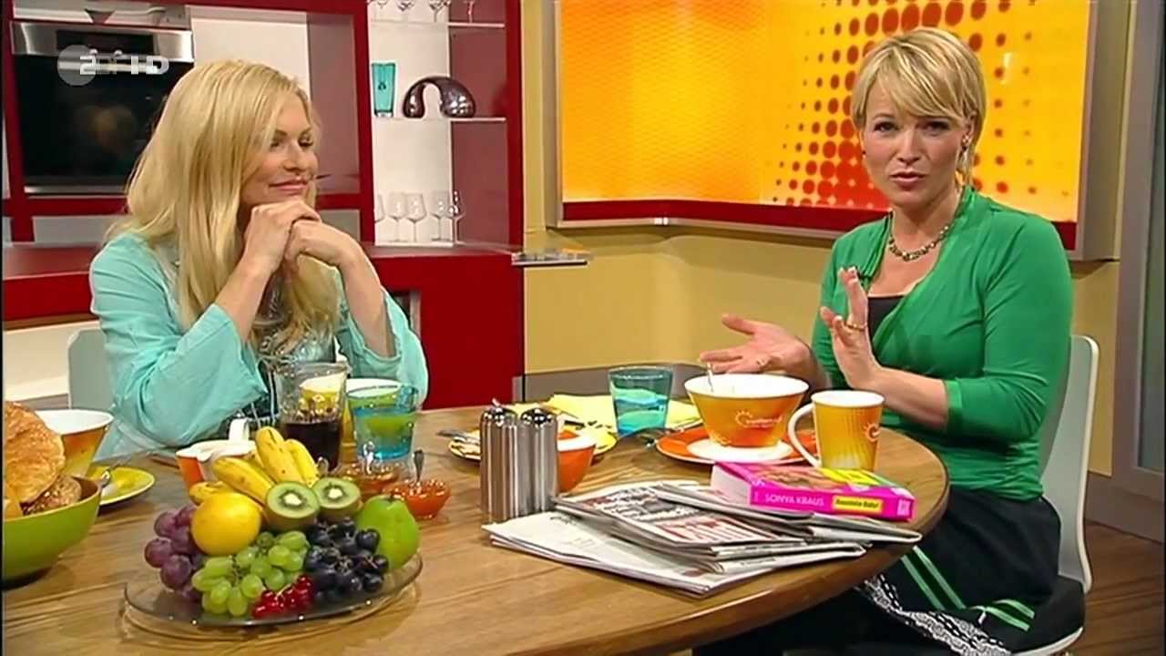 Sonya Kraus bei Volle Kanne 17.10.2012
