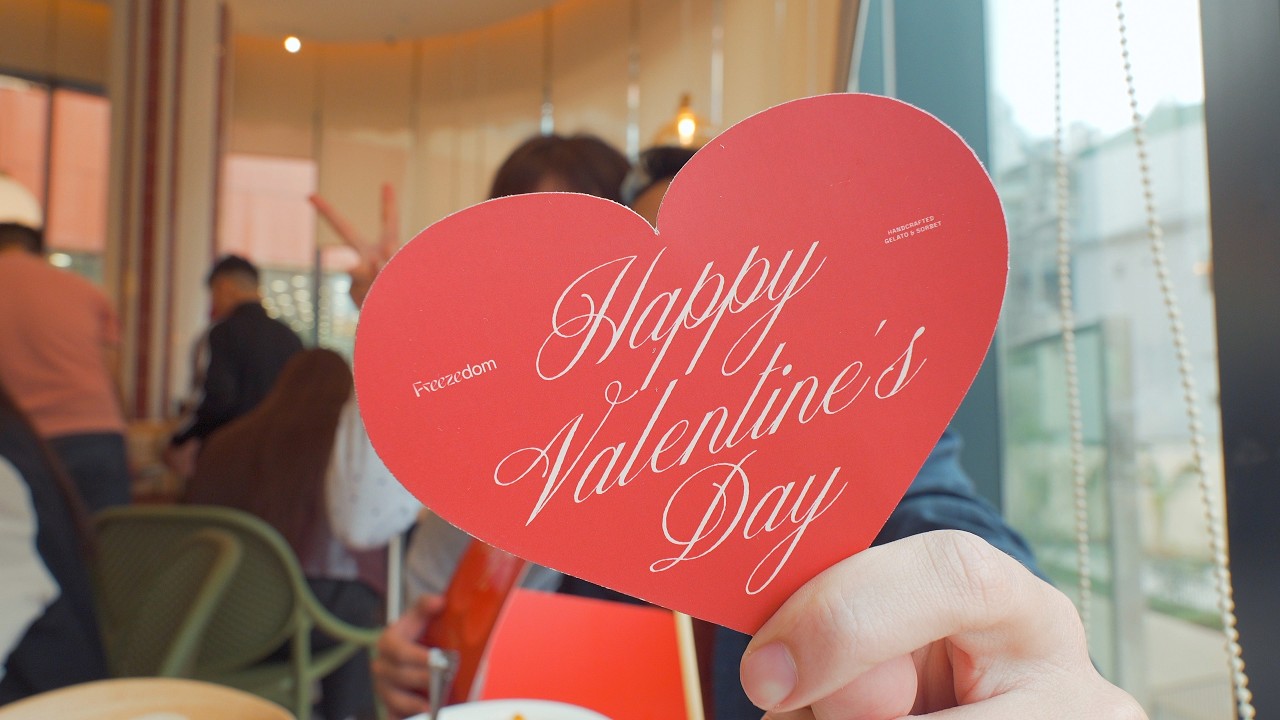 GIVE AWAY cuối năm và Valentine Nguyên Đán