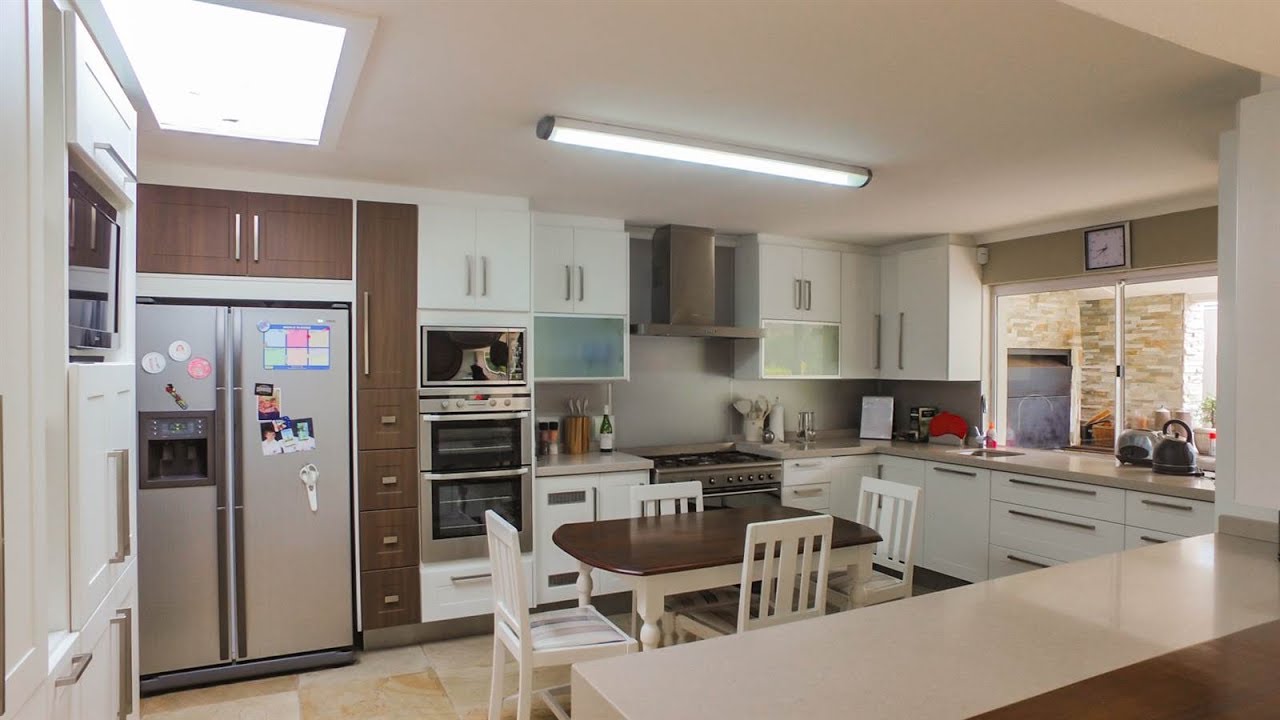 6 Bedroom House for sale in Eastern Cape | East London | Nahoon |