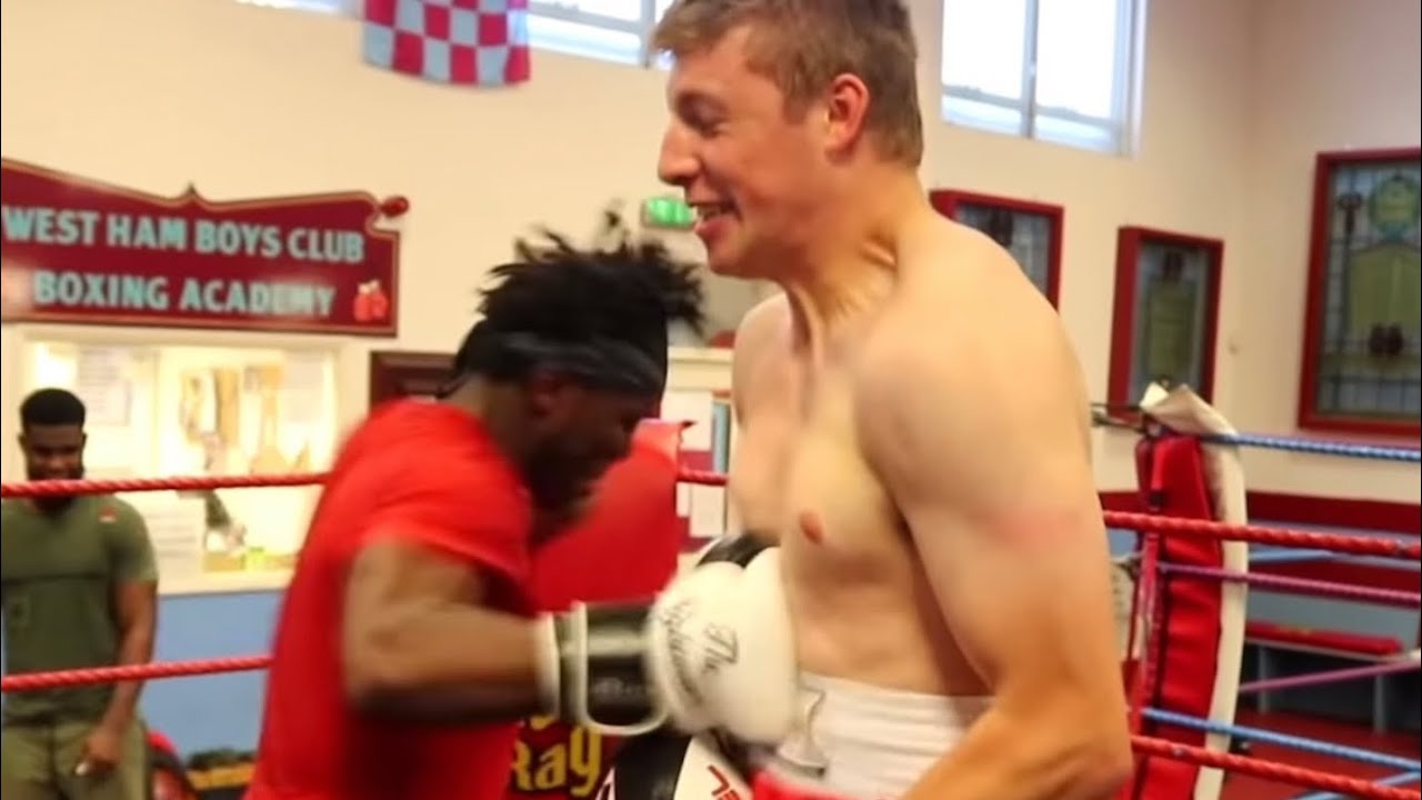 KSI BODY SHOT CHALLENGE ft HARRY