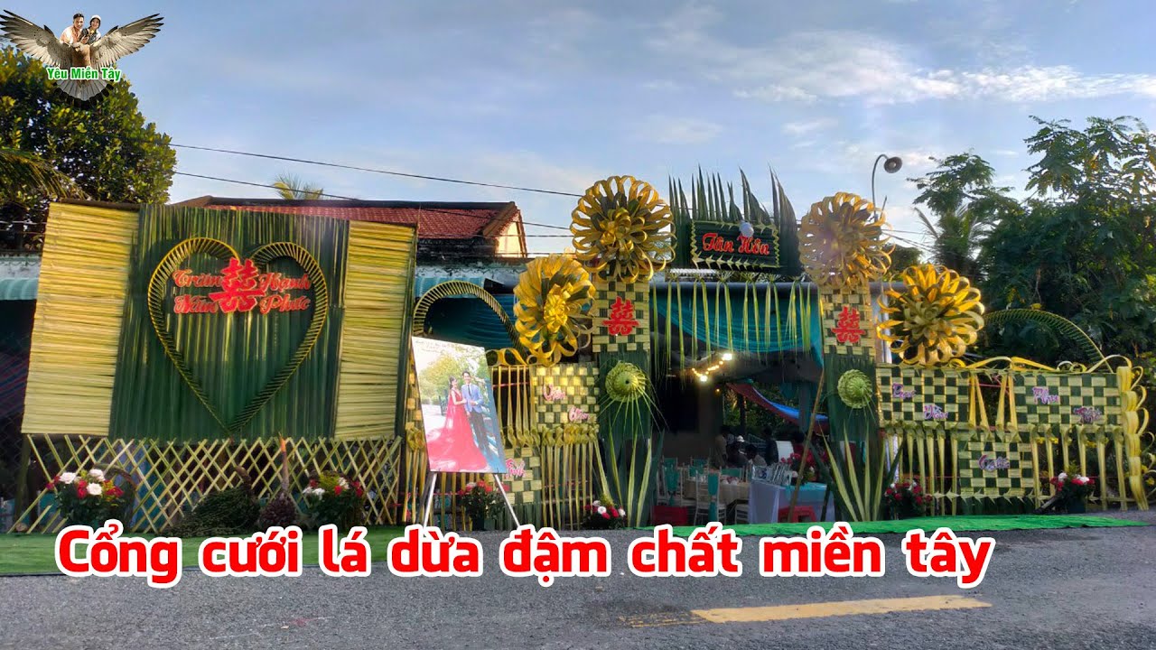 Tự làm mẫu cổng cưới lá dừa nước, kết hợp với background kề bên, đậm chất miền tây│Yêu Miền Tây 63