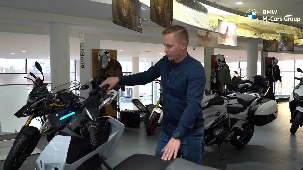 Nowy elektryczny skuter BMW Motorrad CE04 (2022)