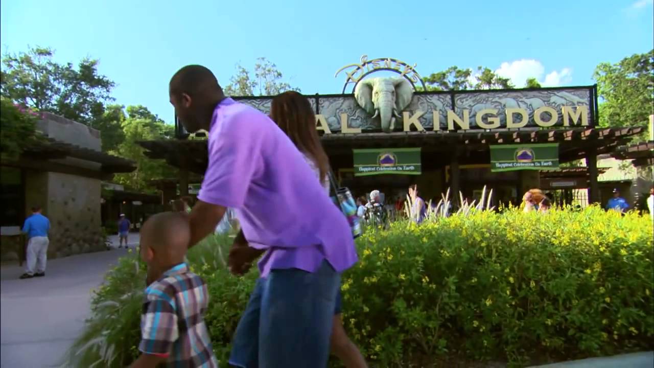 Walt Disney World Resort Benefits - Extra Magic Hours - Disney Parks