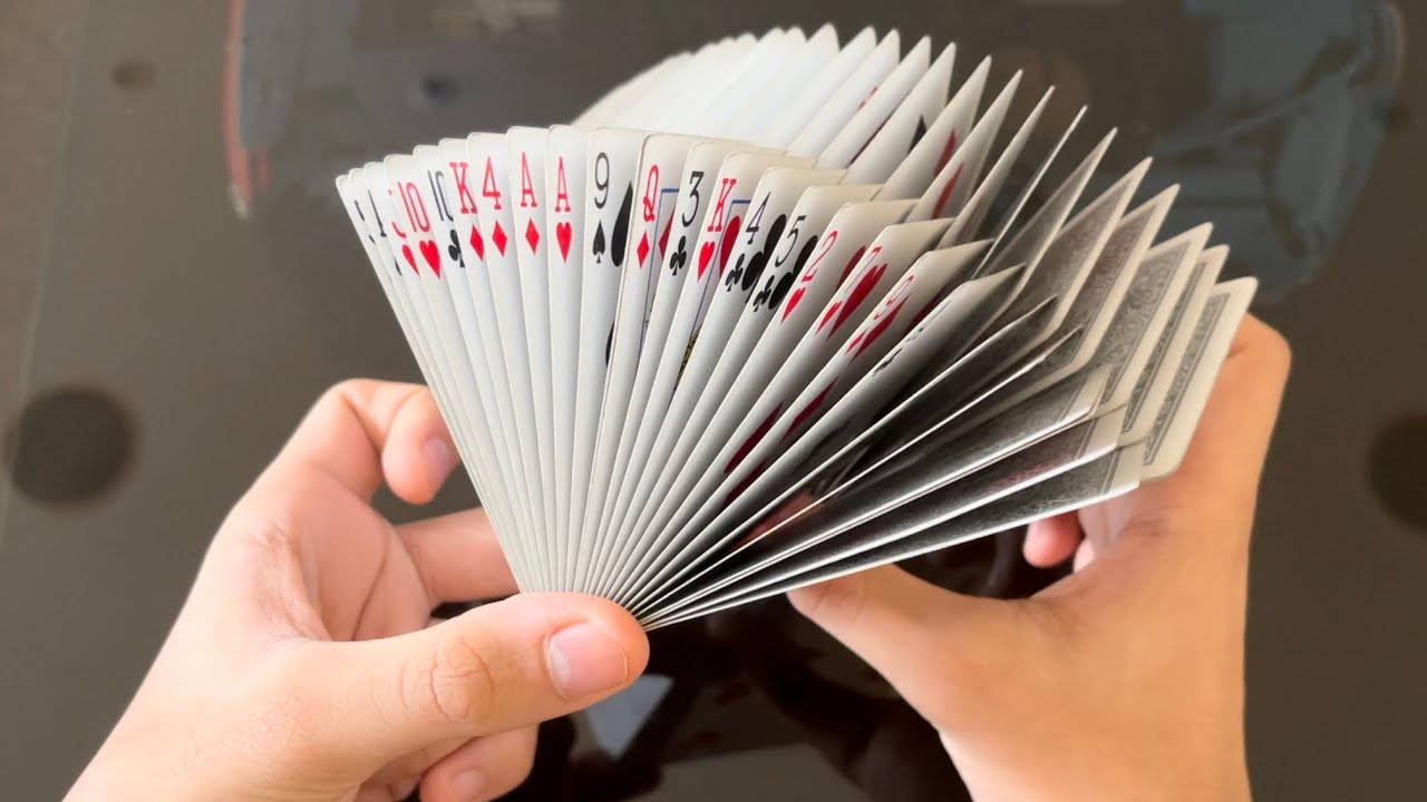 Cardistry Flourish, the 'Bloom' by Zach Muller tutorial