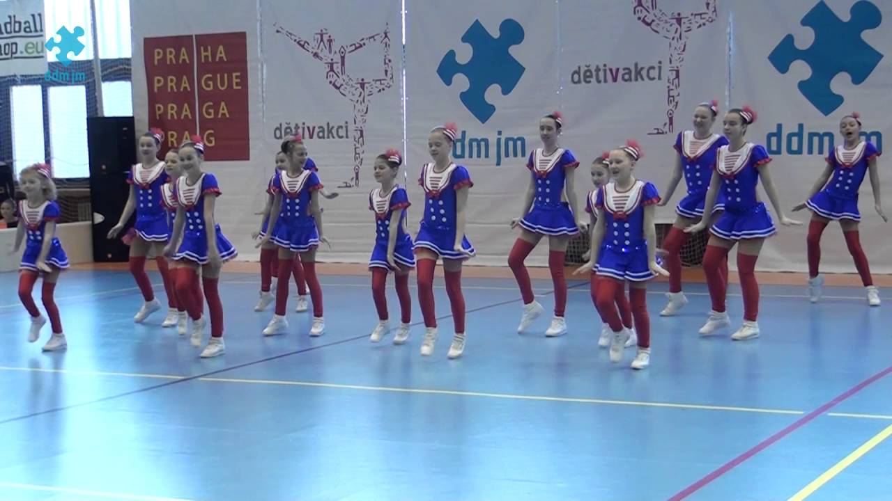 2016 04 02 / Děti v akci / 01 / DDM Bílina - Cvrček