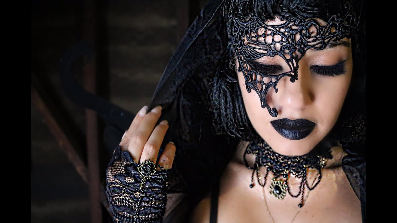 DIY Halloween Costumes! | Eman