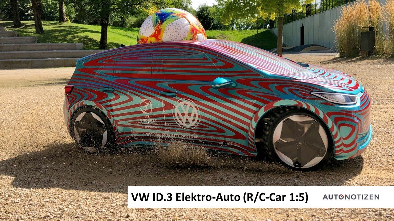 VW ID.3 Elektroauto: Erste Fahrt im Ma&szlig;stab 1:5 - R/C Car-Review