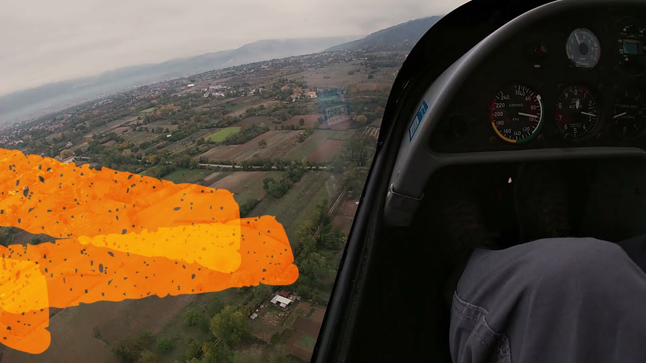 Aereo Jet Fox 97 con Pino al campo volo Valle Juva  Introdacqua  www.abruzzofly.it